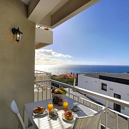 Lido Life - Ocean View Balcony By Lovelystay