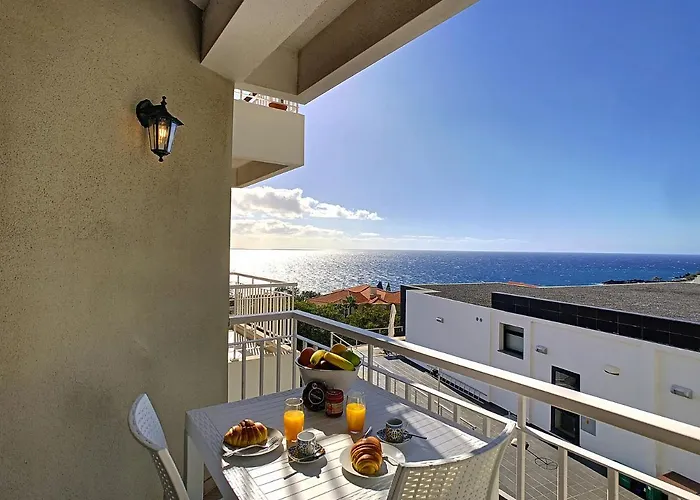 Lido Life By Lovelystay