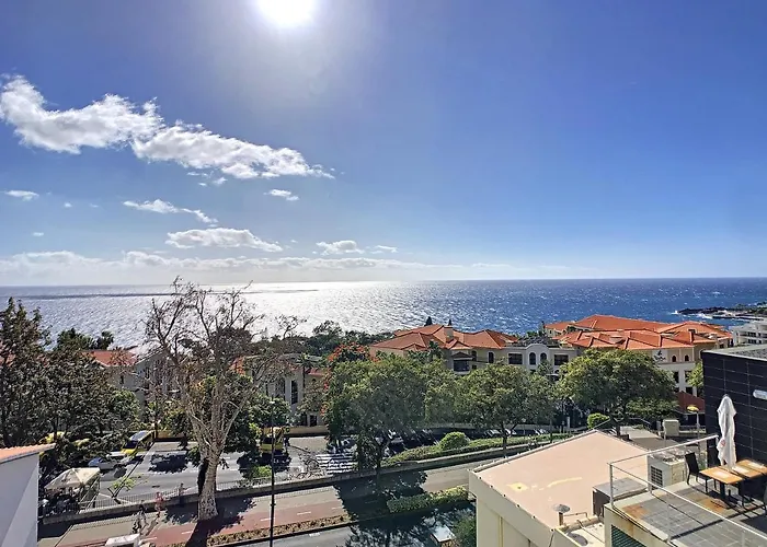 Lido Life By Lovelystay * Funchal (Madeira)