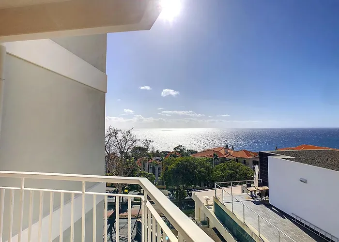 Lido Life By Lovelystay * Funchal (Madeira)